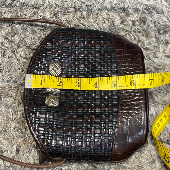 Brighton Elegant Brown Woven Crossbody Bag - Picture 9 of 11